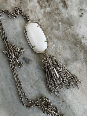 Kendra Scott Rayne Necklace - Mother of Pearl